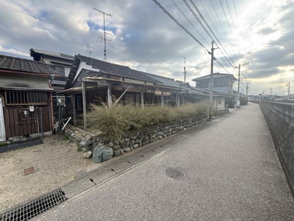 土地 新居浜市松神子２丁目16-10 JR予讃線多喜浜駅 480万円