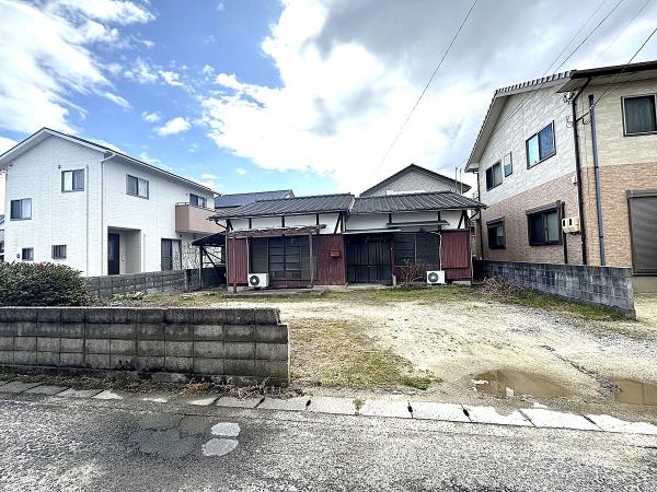 土地 今治市河南町２丁目5-25 JR予讃線今治駅 670万円