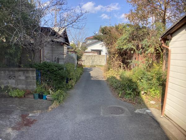 中古戸建 新居浜市東雲町１丁目 JR予讃線新居浜駅 61万円