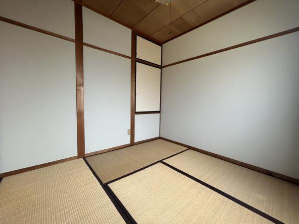 中古戸建 新居浜市中村２丁目1-36 JR予讃線新居浜駅 1,200万円