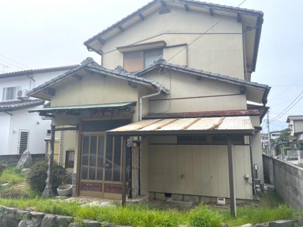 中古戸建 今治市桜井団地２丁目12-1 JR予讃線伊予富田駅 480万円