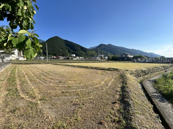 土地 新居浜市角野新田町２丁目 JR予讃線新居浜駅 80万円