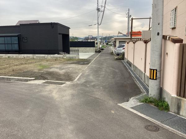 土地 新居浜市外山町 JR予讃線新居浜駅 748万円