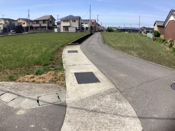 土地 新居浜市北内町１丁目 JR予讃線新居浜駅 816万円
