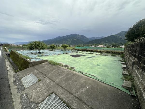 土地 四国中央市土居町北野 JR予讃線関川駅 140万円