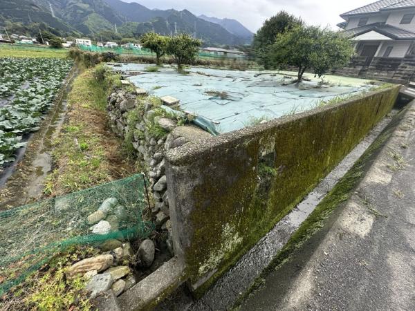 土地 四国中央市土居町北野 JR予讃線関川駅 140万円