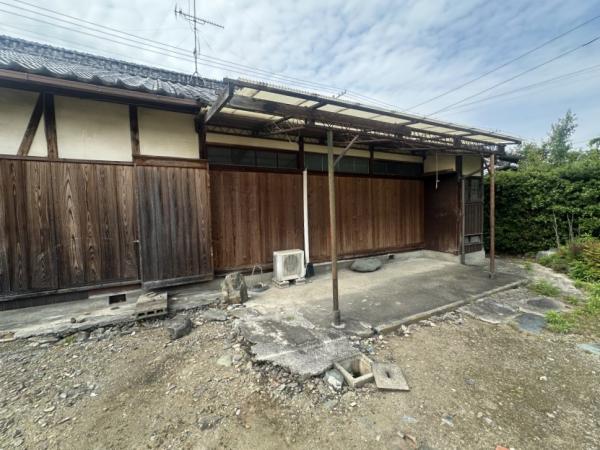 土地 四国中央市土居町野田乙855 JR予讃線赤星駅 530万円
