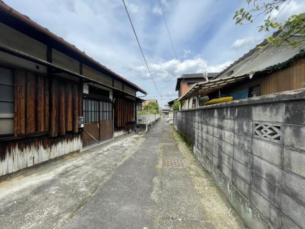 土地 西条市大町1491-8 JR予讃線伊予西条駅 80万円