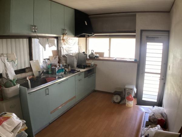 中古戸建 新居浜市瀬戸町4-13 JR予讃線新居浜駅 850万円