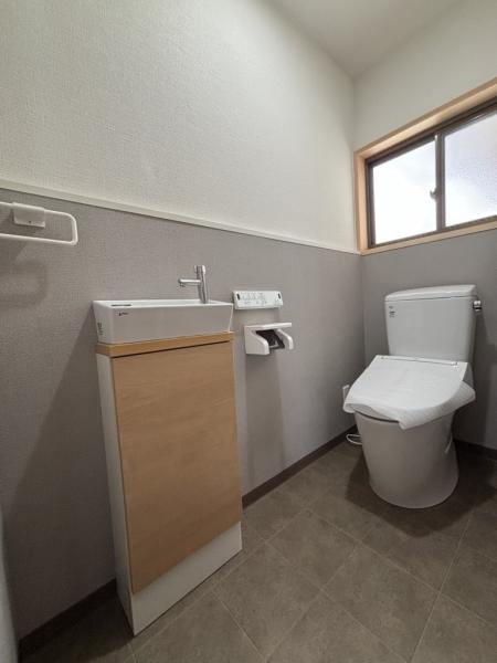 中古戸建 四国中央市豊岡町大町2540-3 JR予讃線伊予寒川駅 1,080万円
