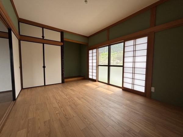 中古戸建 四国中央市豊岡町大町2540-3 JR予讃線伊予寒川駅 1,080万円