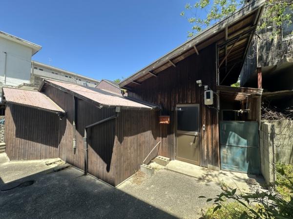 中古戸建 四国中央市川之江町1187-1、1186-5 JR予讃線川之江駅 50万円