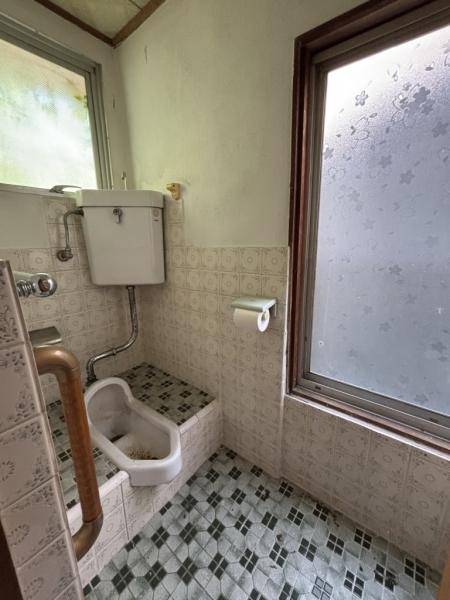 中古戸建 四国中央市川之江町1187-1、1186-5 JR予讃線川之江駅 50万円