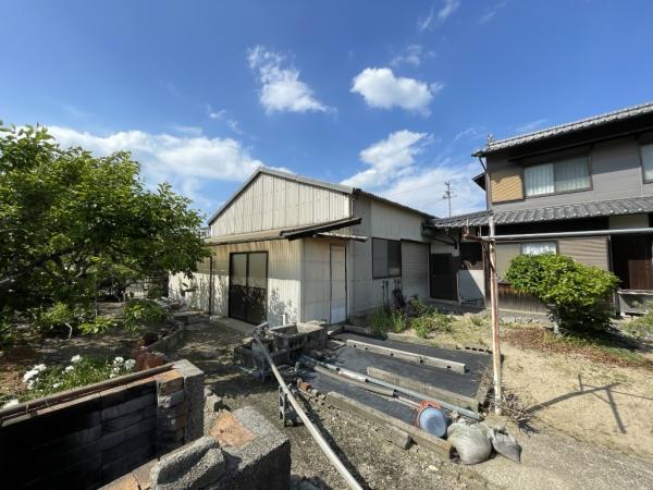 【不動産販売　愛媛総合】11949　中古住宅　西条市河原津新田 現地外観写真 