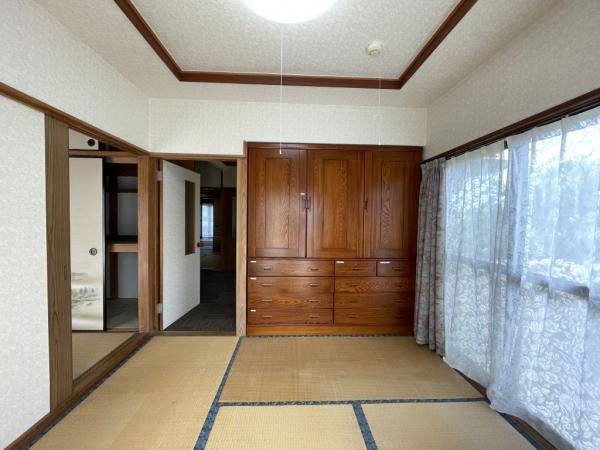 中古戸建 西条市河原津新田甲121-2、甲116-2 JR予讃線伊予三芳駅 560万円
