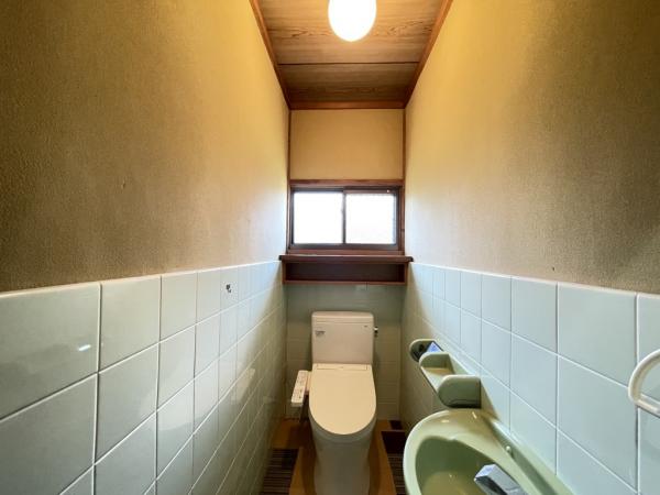 中古戸建 西条市河原津新田甲121-2、甲116-2 JR予讃線伊予三芳駅 560万円