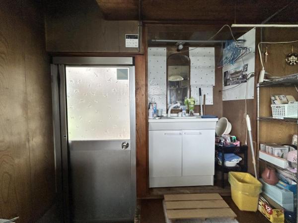 中古戸建 新居浜市寿町4-62 JR予讃線新居浜駅 100万円