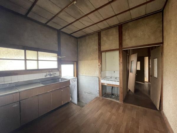 中古戸建 西条市福成寺 JR予讃線伊予三芳駅 350万円