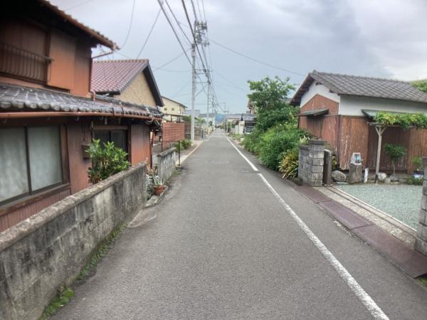 土地 新居浜市北内町１丁目1-11 JR予讃線新居浜駅 1,132万円