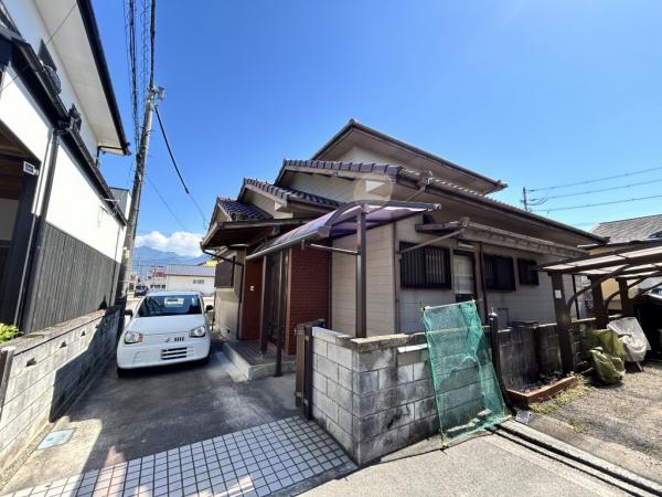 中古戸建 新居浜市庄内町３丁目 JR予讃線新居浜駅 730万円