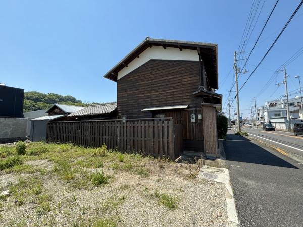中古戸建 四国中央市川之江町 JR予讃線川之江駅 300万円