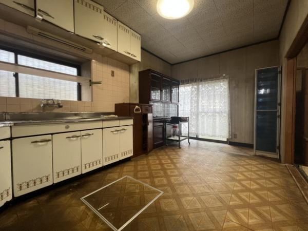 中古戸建 今治市東村3丁目1-32 JR予讃線伊予富田駅 680万円
