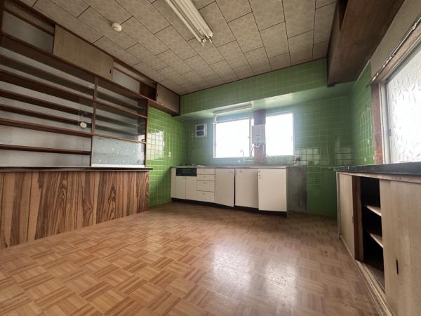 中古戸建 四国中央市寒川町1397-3 JR予讃線伊予寒川駅 550万円