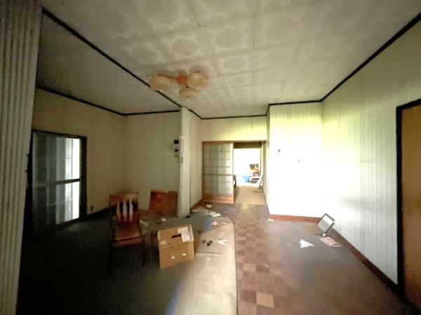 中古戸建 西条市国安1328-4、1331-5 JR予讃線伊予三芳駅 780万円