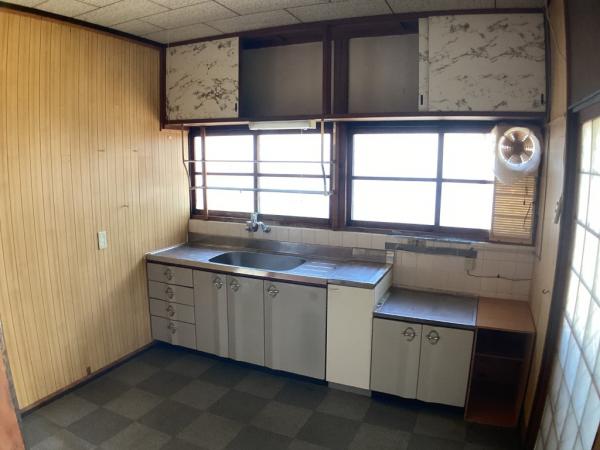 中古戸建 新居浜市吉岡町6-20 JR予讃線新居浜駅 120万円