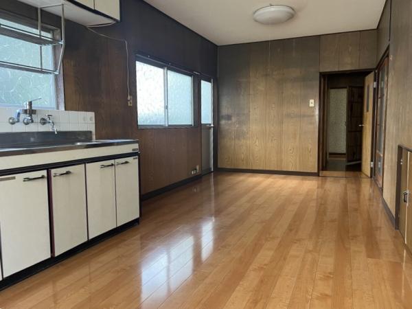 中古戸建 今治市蔵敷町２丁目11-7 JR予讃線今治駅 1,300万円