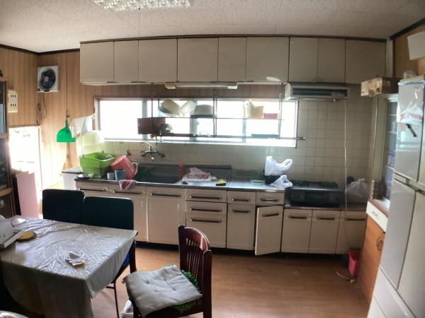 中古戸建 新居浜市松神子２丁目 JR予讃線多喜浜駅 100万円