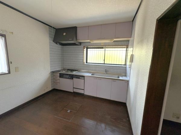 中古戸建 西条市天神1-120 JR予讃線伊予西条駅 1,700万円