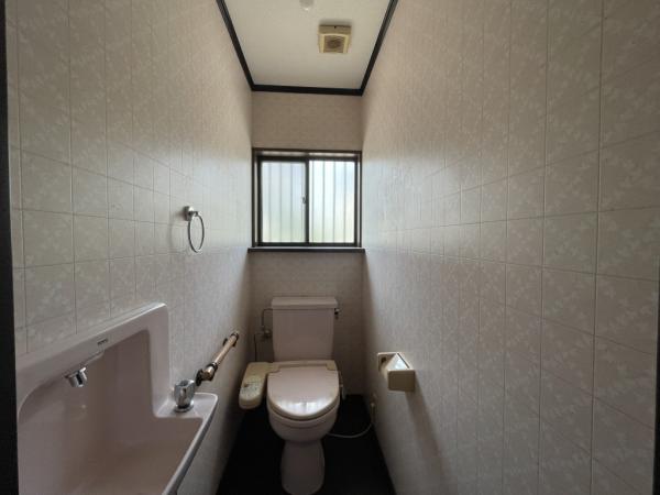 中古戸建 西条市天神1-120 JR予讃線伊予西条駅 1,700万円