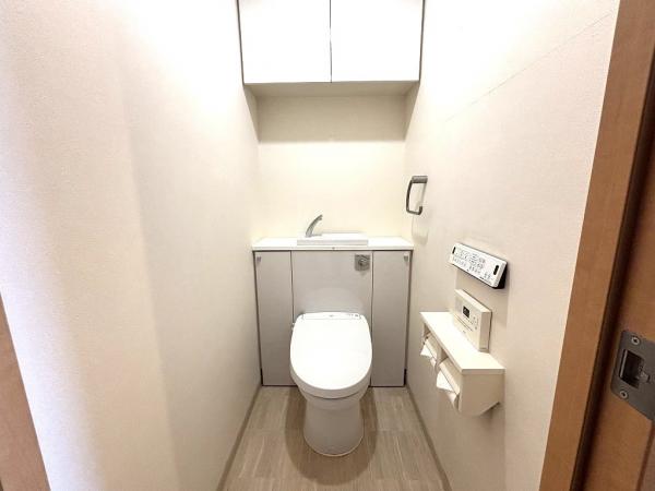 中古マンション 新居浜市庄内町１丁目13-17 JR予讃線新居浜駅 2,200万円