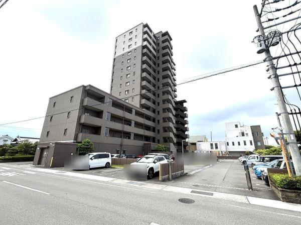中古マンション 新居浜市庄内町１丁目13-17 JR予讃線新居浜駅 2,200万円