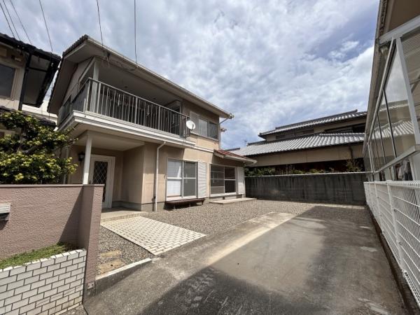 中古戸建 新居浜市庄内町１丁目 JR予讃線新居浜駅 1,780万円