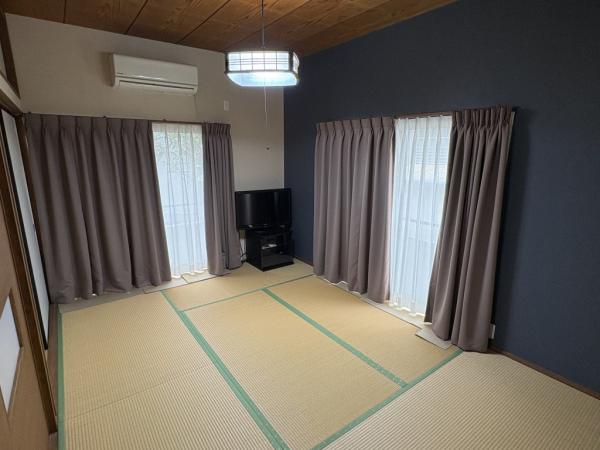中古戸建 今治市郷新屋敷町１丁目 JR予讃線伊予富田駅 910万円