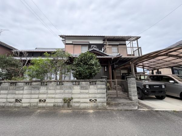 中古戸建 今治市郷新屋敷町１丁目 JR予讃線伊予富田駅 910万円