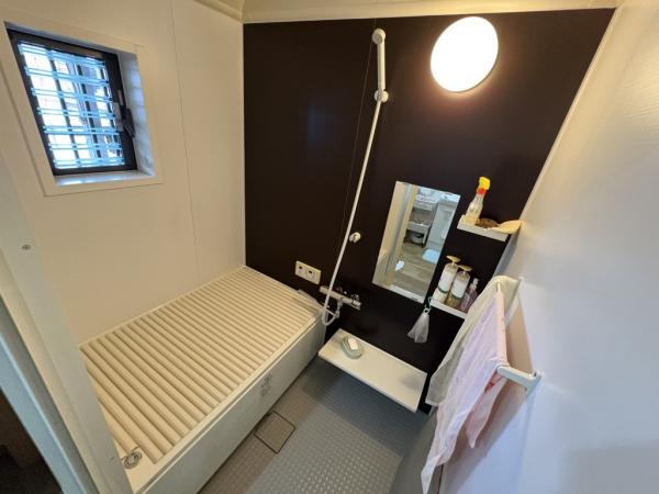 中古戸建 今治市郷新屋敷町１丁目 JR予讃線伊予富田駅 910万円
