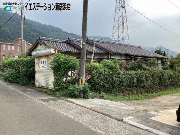 中古戸建 新居浜市上原３丁目8-17 JR予讃線中萩駅 160万円