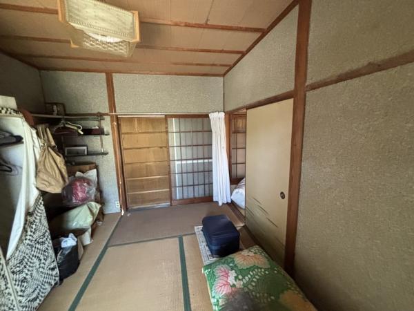 中古戸建 新居浜市上原３丁目8-17 JR予讃線中萩駅 160万円