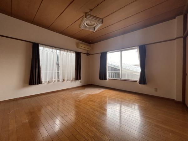 中古戸建 西条市大町1037 JR予讃線伊予西条駅 5,980万円