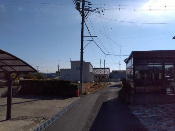  前面道路含む現地写真 