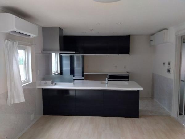  リビングダイニング