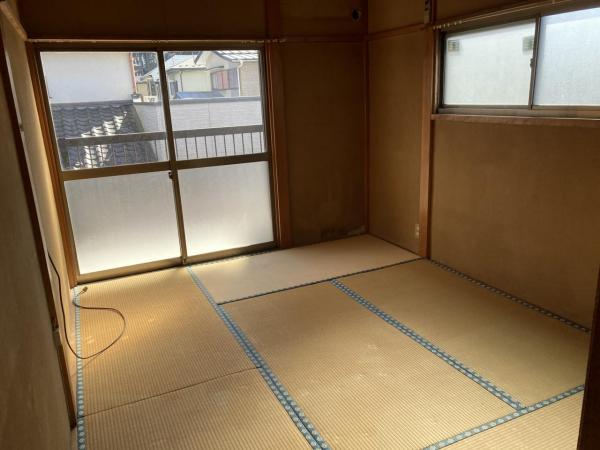 日光市荊沢　2階建て5DK 和室