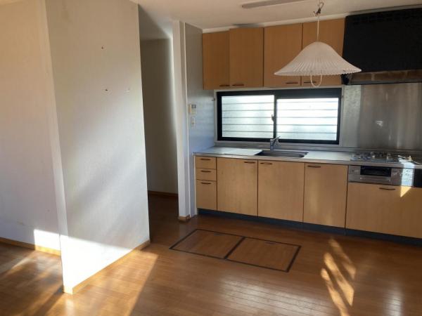 日光市文挾町　2階建て3LDK+S キッチン 