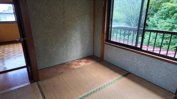 日光市宝殿　2階建て5DK 和室
