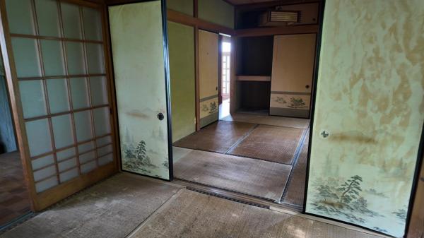 日光市宝殿　2階建て5DK 和室