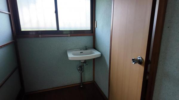 日光市宝殿　2階建て5DK 洗面台・洗面所 