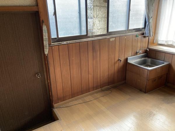 栃木市平柳町　2階建て7LDK 洋室